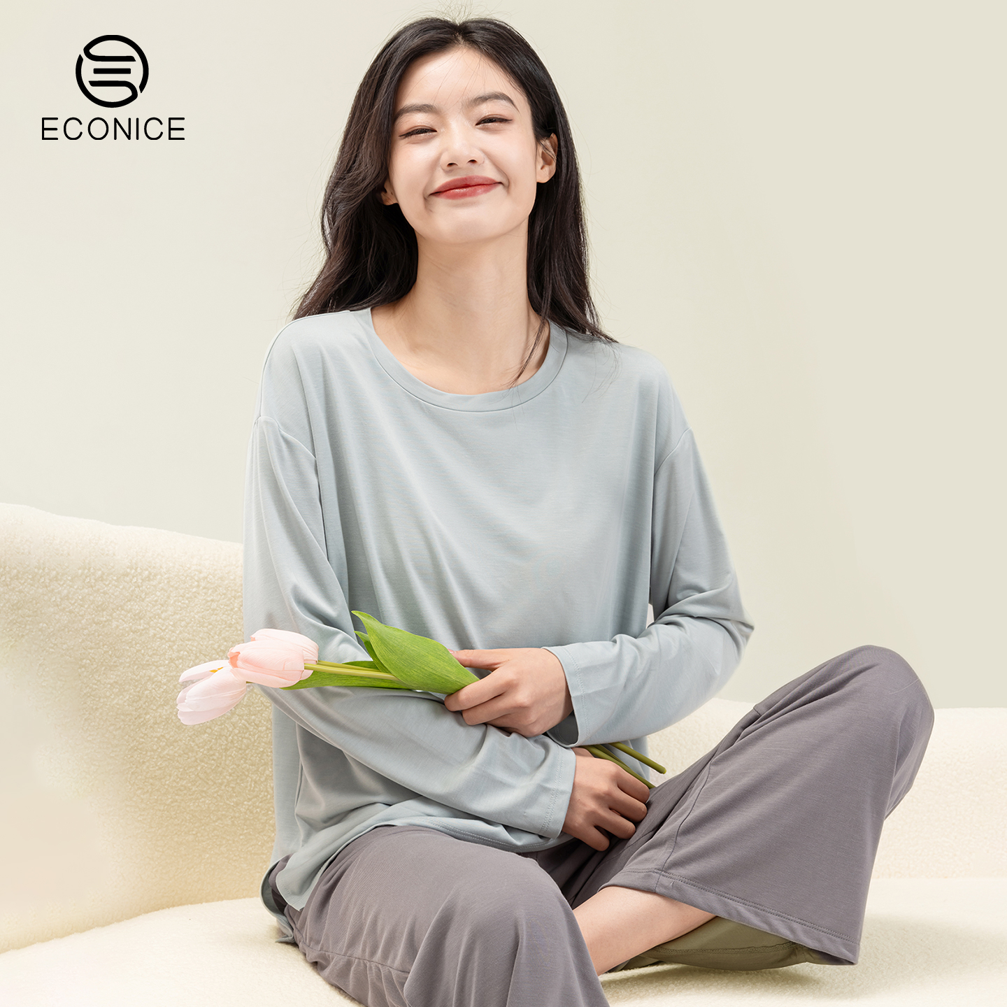 睡衣女莫代尔带胸垫秋季冬家居服