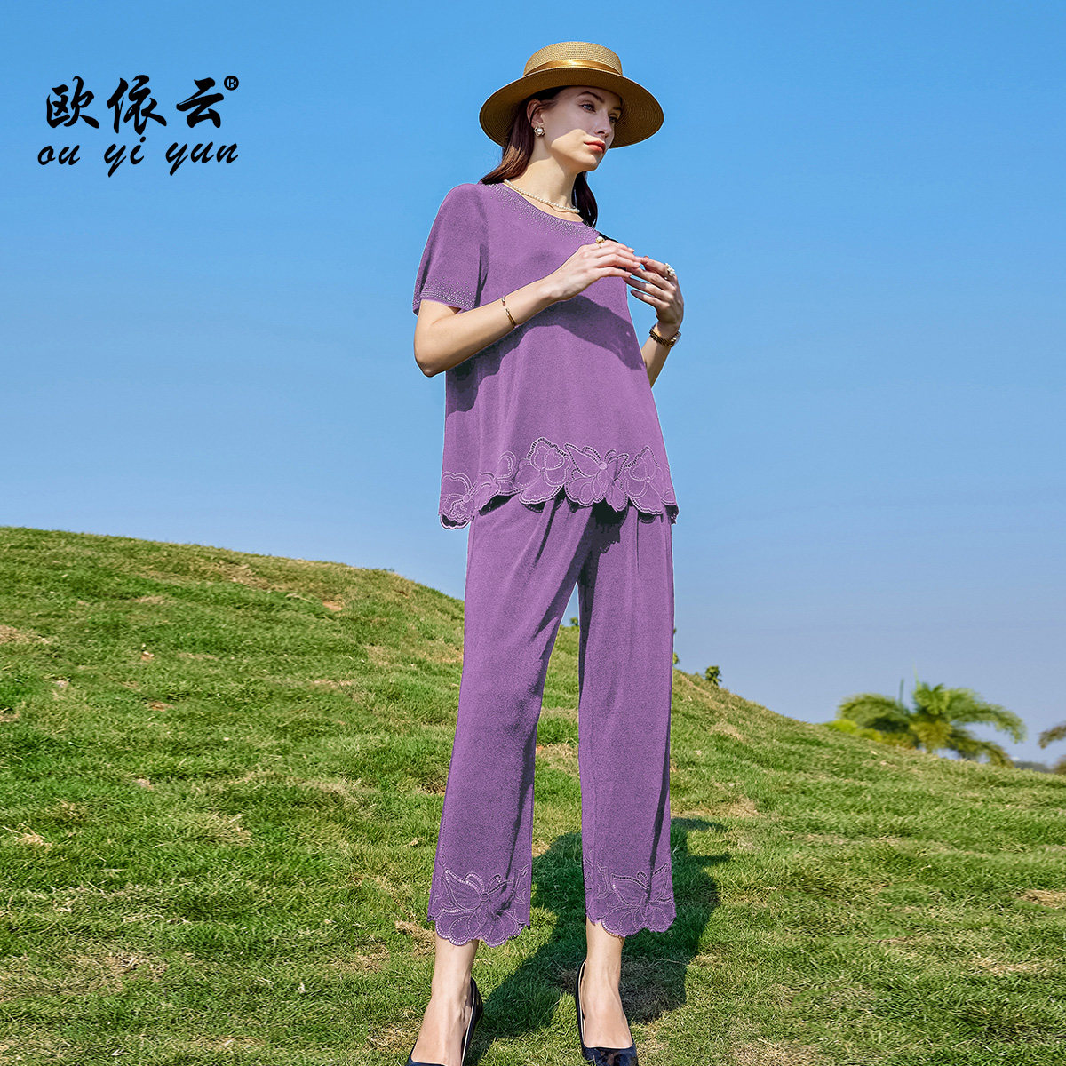 中年妈妈夏装两件套时尚套装新款图片