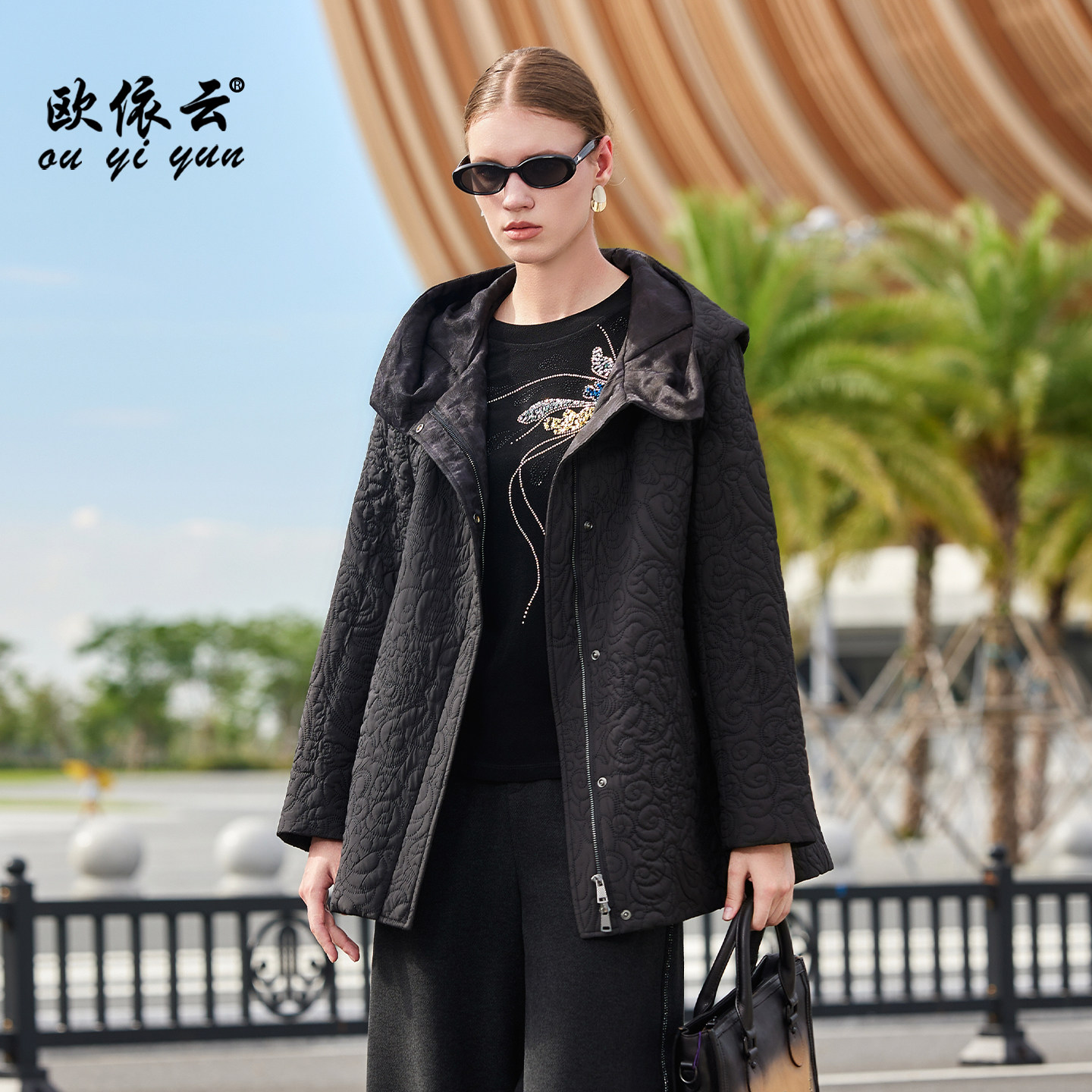欧依云中老年妈妈秋冬外套薄棉服带帽显瘦时尚休闲棉衣保暖2026新