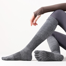 长筒五指瑜伽袜子女专业运动防滑分趾袜秋冬普拉提健身骑行小腿袜