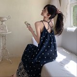 新款已出货Y1129藏青色绣花度假吊带连衣裙P125K188，女装连衣裙，浙宝296