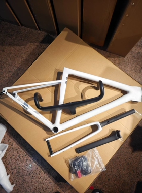 DIYsl8碳纤维车架公路车s-work全内走线碟刹版白色车架