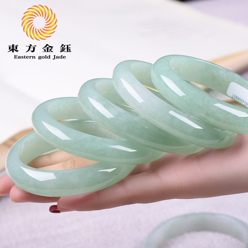 東方金鈺 天然翡翠手鐲a貨女款冰潤淡綠色玉手鐲冰糯種玉鐲子冰透