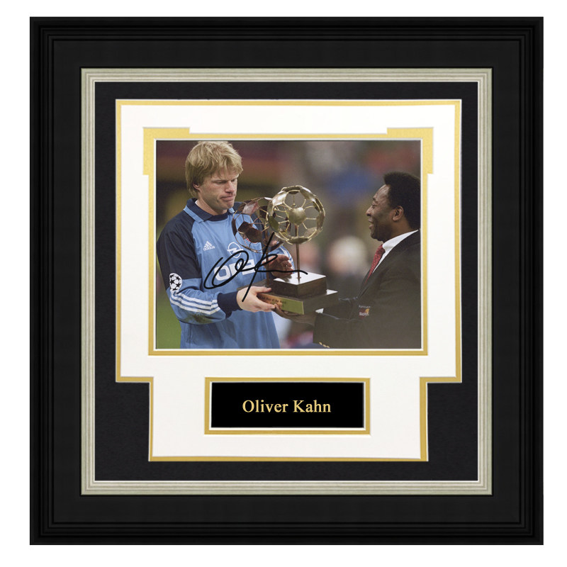 周边收藏 奥利弗卡恩 含sa证书  亲笔签名 照片 裱框 拜仁门神