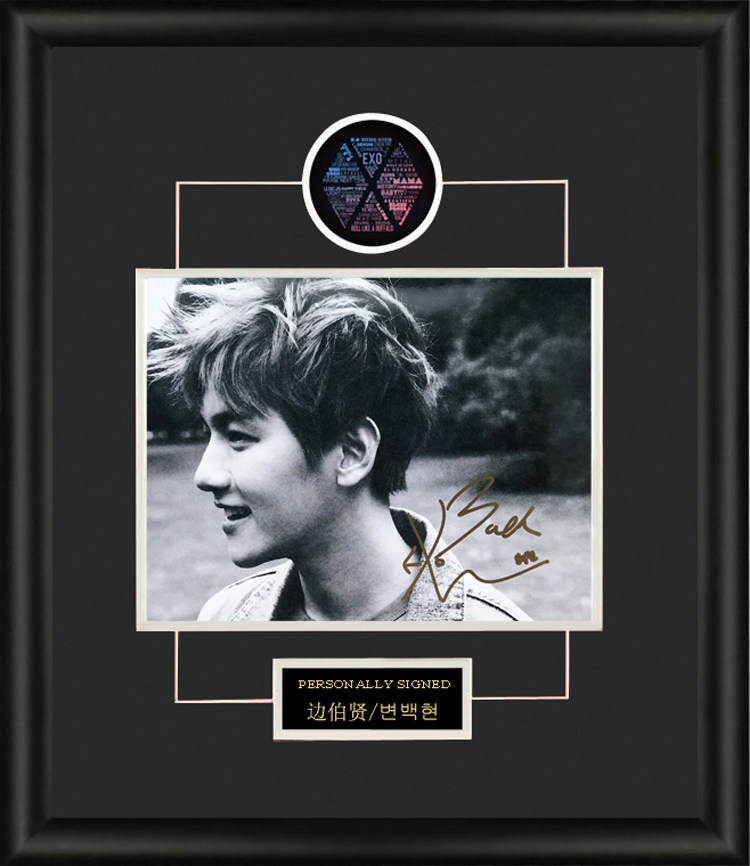 收藏 边伯贤baek hyun exo成员 亲笔签名照片裱框 含sa证书