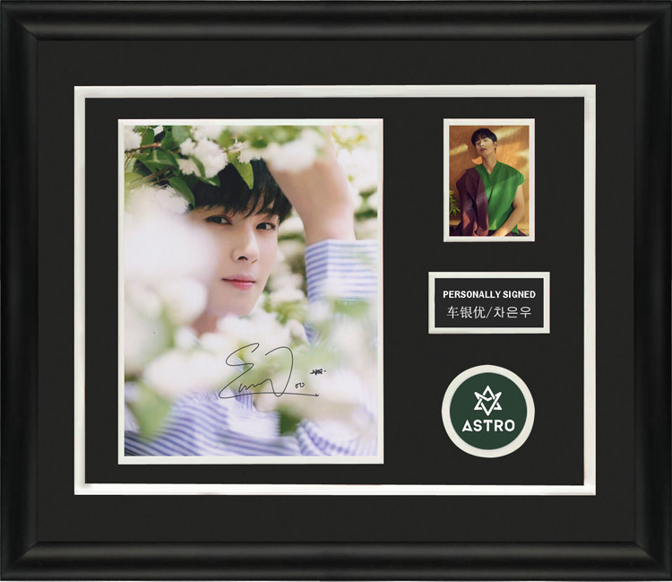 收藏 车银优 亲笔签名 照片裱框 含sa证书 astro 女神降临