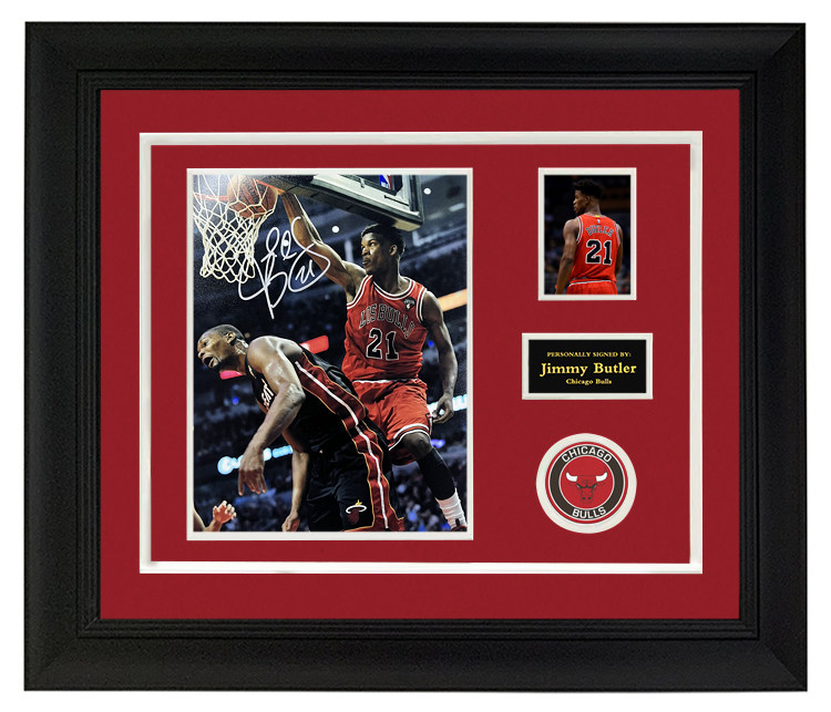 公牛队吉米巴特勒签名照片 隔扣波什 裱框 带证书