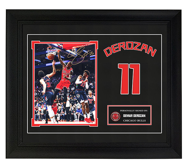 德罗赞亲笔签名照片 公牛队11号 装裱 带证书 收藏