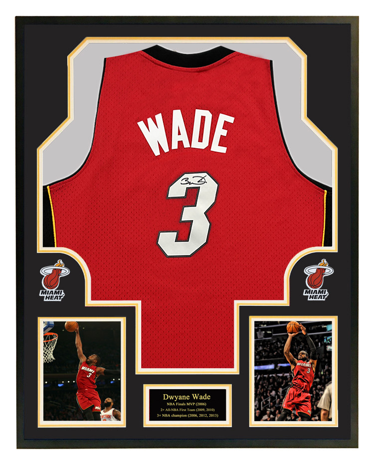 韦德亲笔签名球衣 热火队3号 裱框 带证书 珍藏