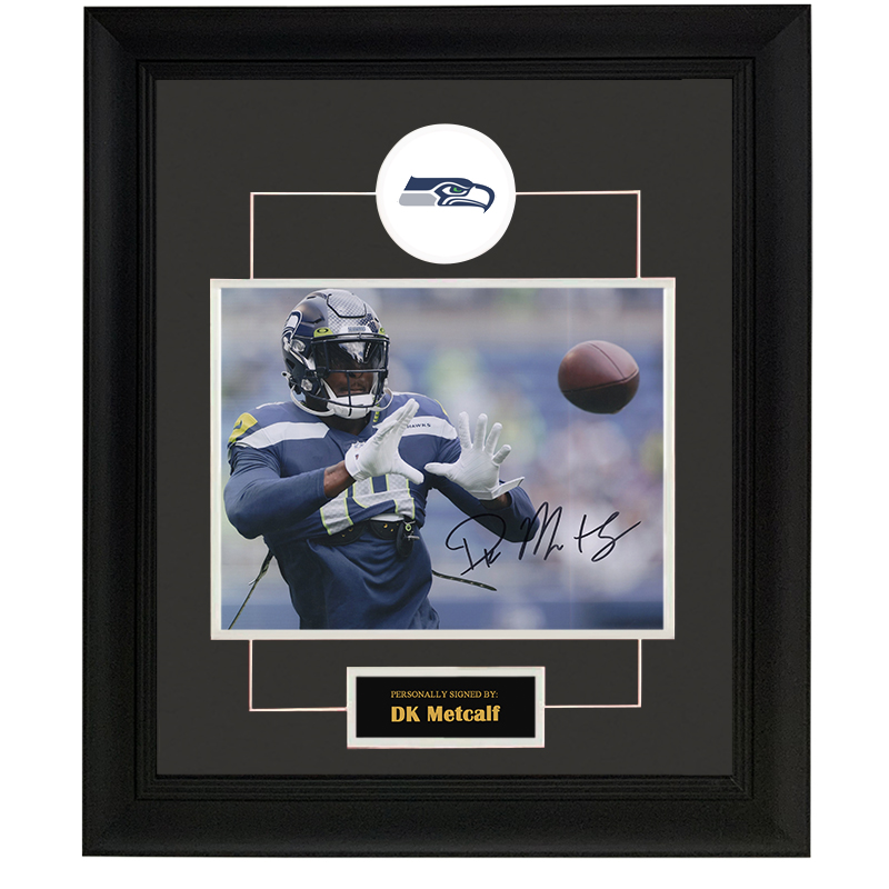 dk迈特卡夫  dk metcalf 西雅图海鹰队 亲笔签名照片美式橄榄球运动员