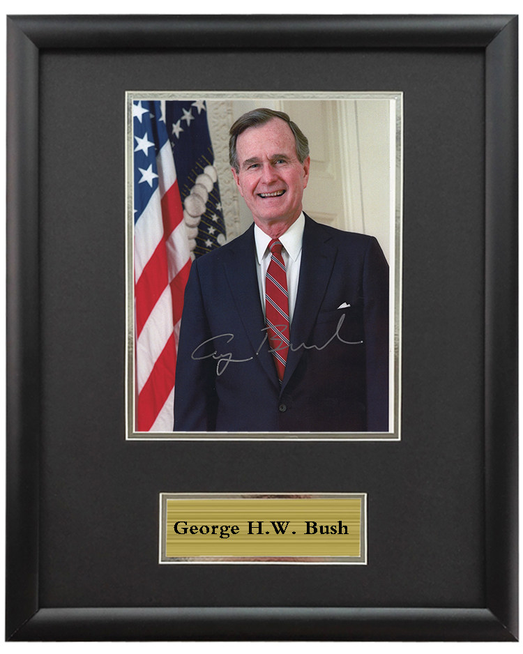 老布什 布什 美国总统 亲笔签名照片 含证书 裱框