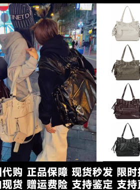 【现货】韩国DEINET复古机车包大容量柳钉拉链抽绳斜跨包托特包包