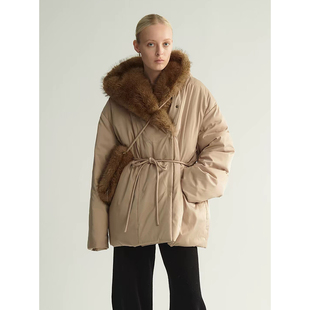 VIKTORIACHAN 26AW秋冬新品 连帽皮草领系带收腰派克羽绒服外套