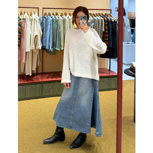 6折 WHM 25SS春夏新品 环保棉平纹牛仔喇叭半裙女遮肉显瘦长裙