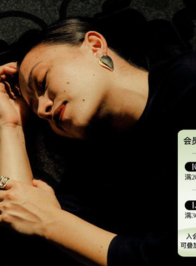 现货授权LEMANDORLE 24春夏新款 原创设计高级设计感Comma耳环