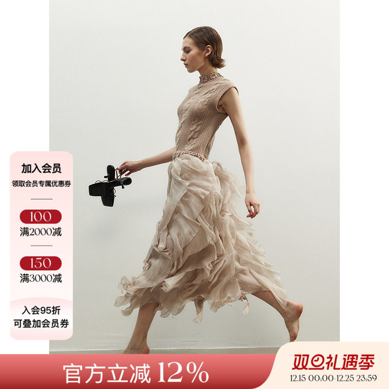 NONETONE 25AW秋冬新品 重工针织钩花拼接真丝荷叶边连衣裙蛋糕裙