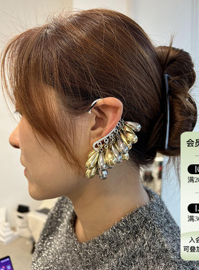 现货授权LEMANDORLE 24春夏新款 高级时尚Dewdrop双色耳骨夹