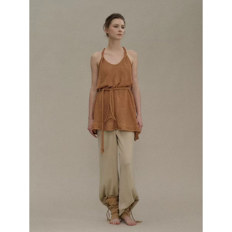 孙乐言 nana同款 o cloche code 25AW秋冬 挂脖针织连衣裙女短款