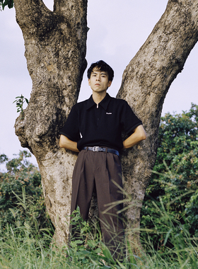 Planet 黑色华夫格舒适透气小尖领半拉链刺绣polo短袖t恤