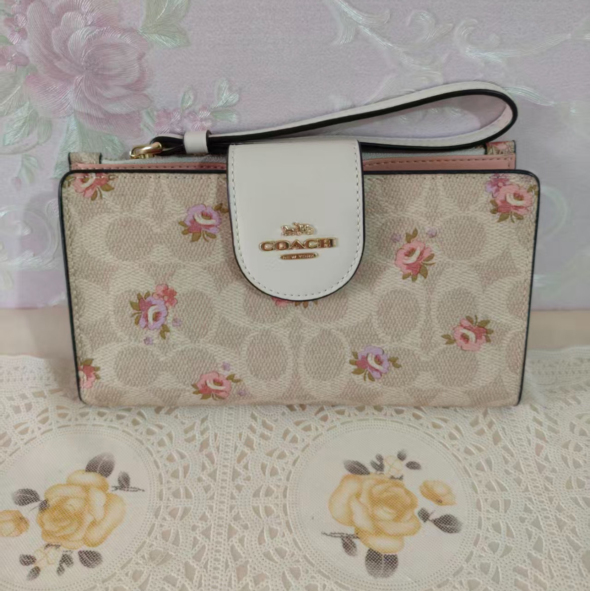 Coach长款钱包奶茶C纹花卉手机包卡包手拿包女士包袋时尚钱夹
