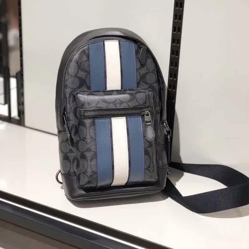 国内现货coach寇驰黑灰C纹蓝白条胸包男士包袋生日情人节礼物男包