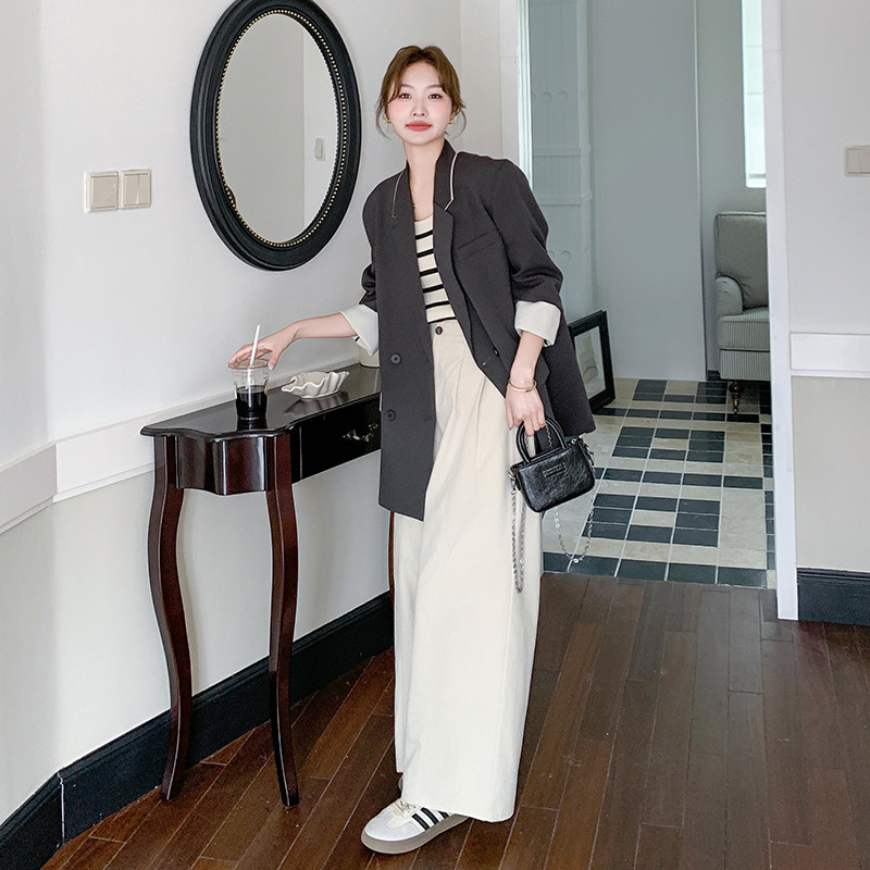 深灰色复古轻熟风高级感职业气质西服女春新款休闲显瘦小西装外套,女装西装,浙宝152