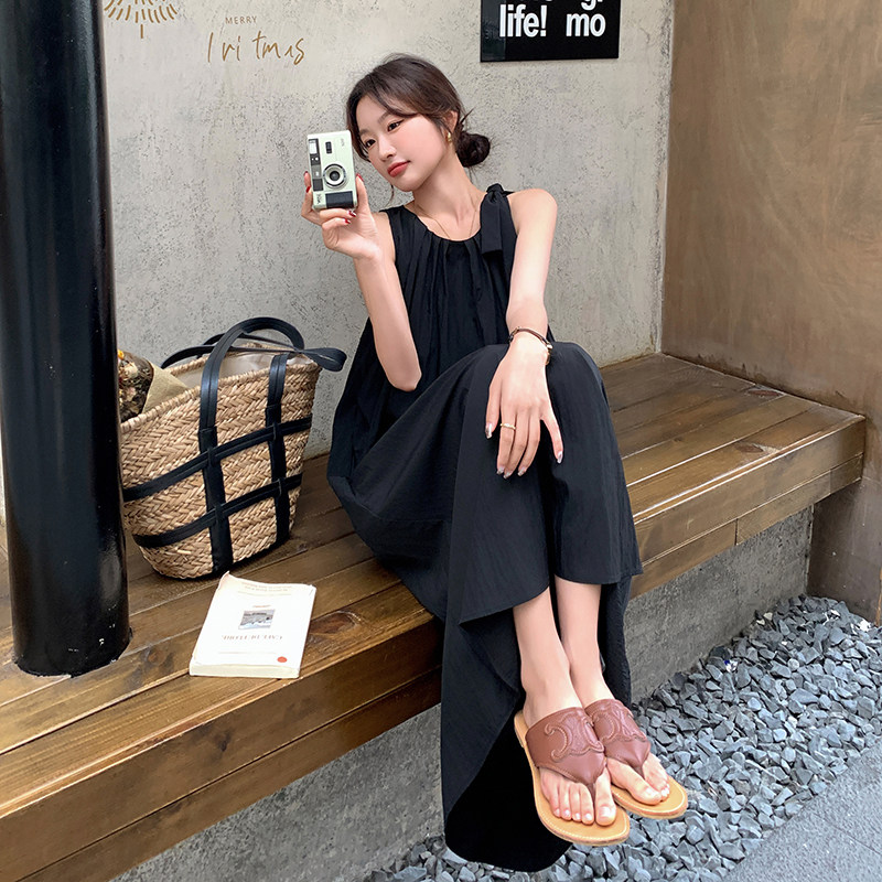 气质高级感黑色挂脖裙女夏季2025新款大方得体超好看法式风连衣裙,女装连衣裙,浙宝152