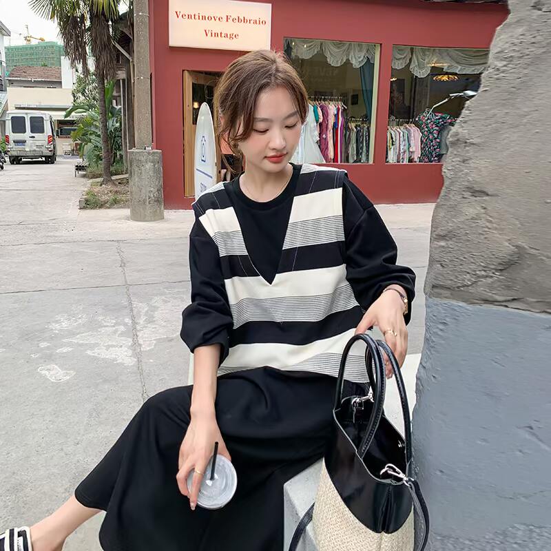 现货【】22秋季背心连衣裙两件套装152-9501-P135-控价18图片