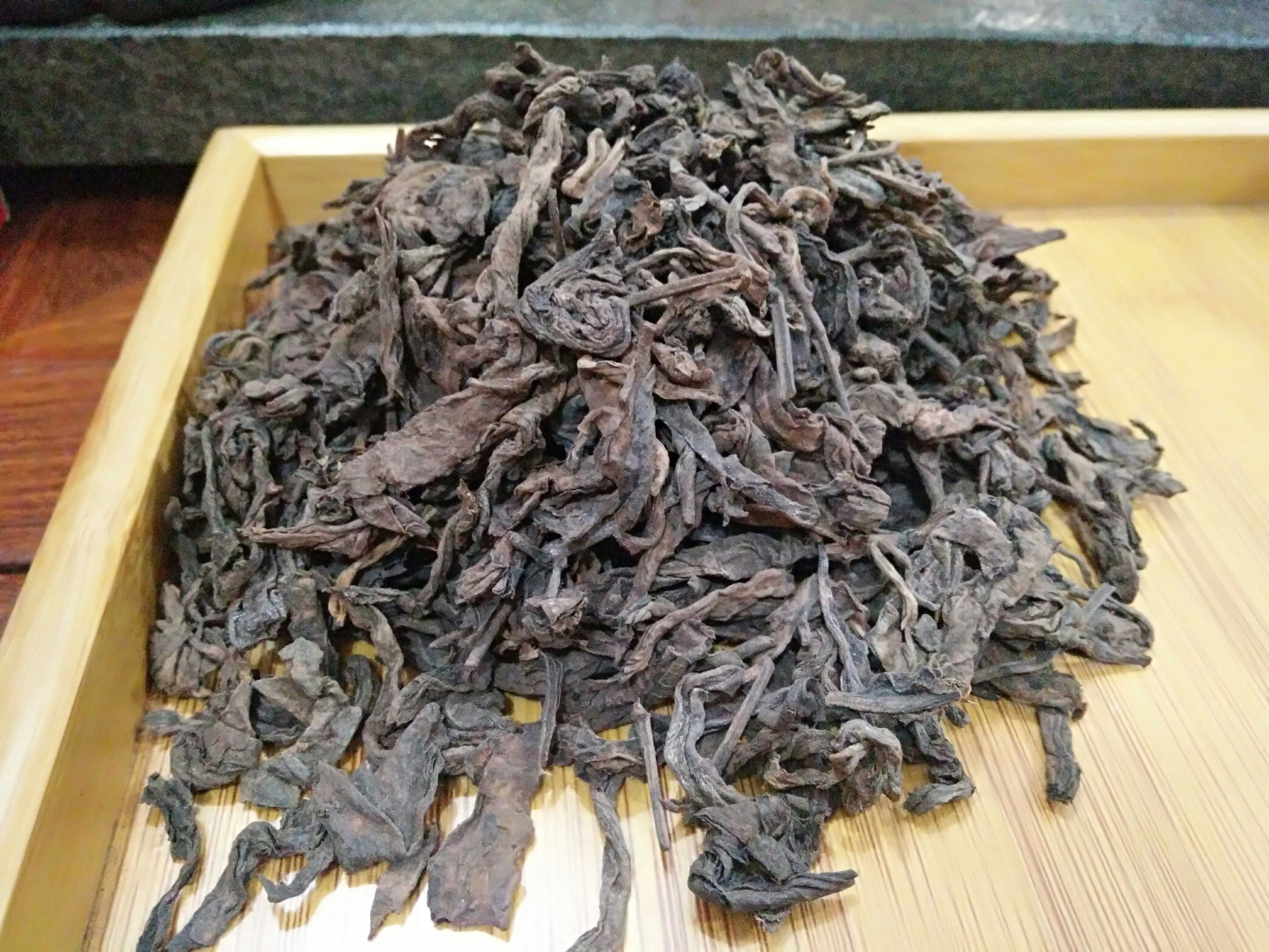 二十五年陈香古树大叶陈年老普洱茶熟茶极其耐冲陈香十足500g包邮