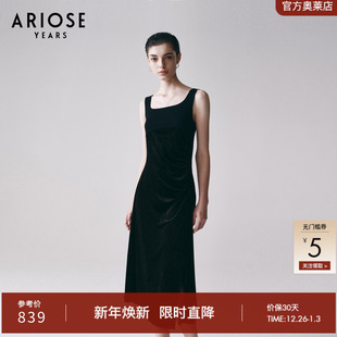 艾诺丝雅诗 68.2%三醋酸拼接丝绒方领吊带显瘦背心连衣裙40129051