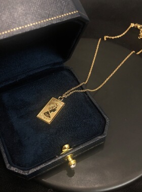 长方形金币伊丽莎白圆牌锁骨链