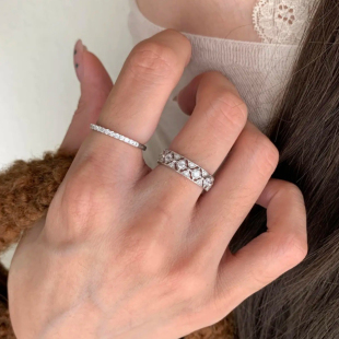 富家小姐姐定制轻奢银色气质百搭复古锆石满钻戒指食指组合亮晶晶