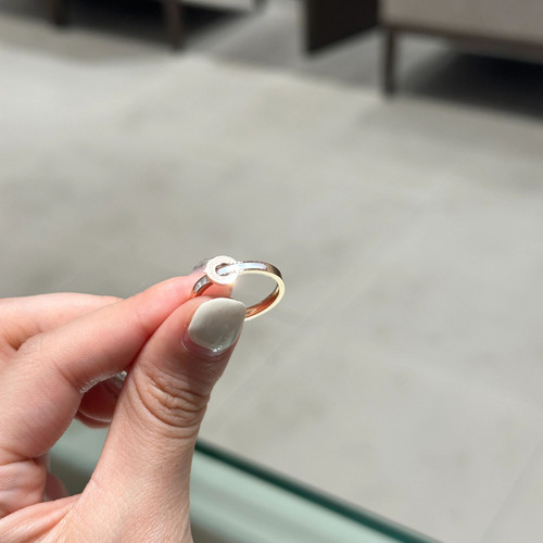 镂空圆盘轻奢贝母戒指