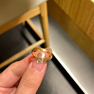 经典 老牌～不怕水不掉色放心配戴超有品味拉丝金色戒指轻奢大方潮