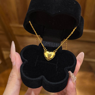 韩国东大门复古爆闪金闪闪精致镭射爱心项链毛衣法式时髦单品小众