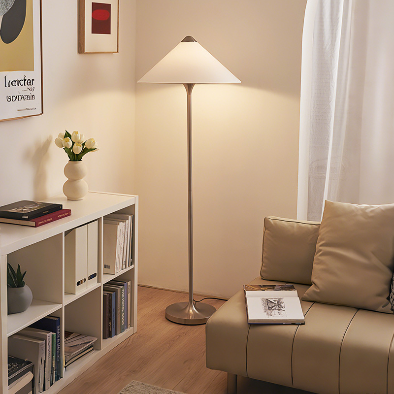 德国柏曼Leucht简约落地灯高级感