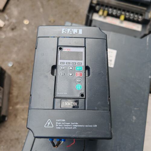 议价变频器8100-2S1R5PB8100-2S0R7PB8100-2S2R2PB