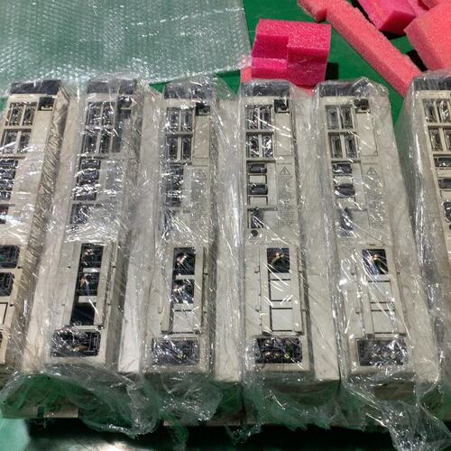 议价伺服驱动器MDS-R-V2-8080MDS-R-V2-4040MDS-R-V2-5555