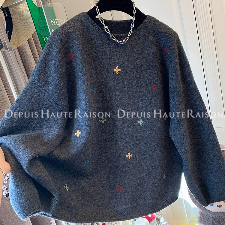 胖mmj加大码300斤刺绣花朵一字领针织衫女冬季新款宽松慵懒风毛衣