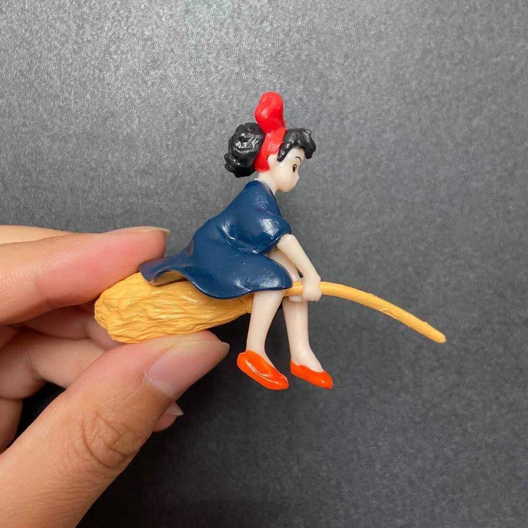 七月手作diy创意滴胶奶油胶手机壳材料魔法少女骑扫把女孩配饰