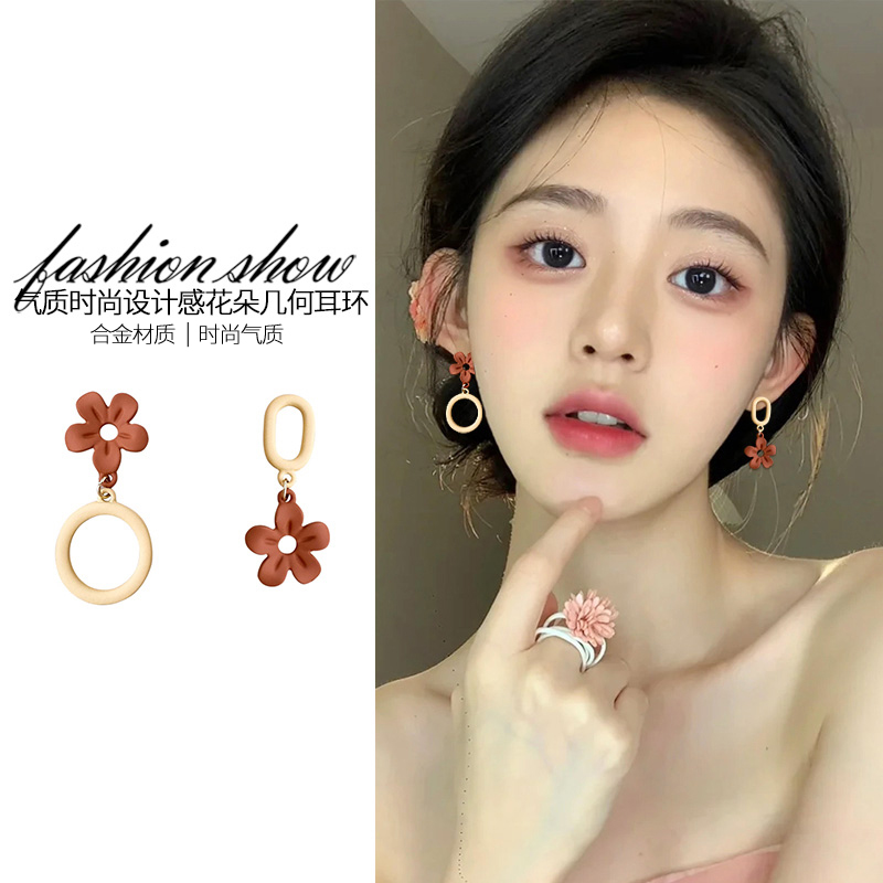 气质茶系花朵耳夹无耳洞