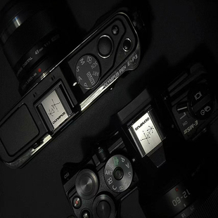 奥林巴斯专用适用富士/佳能/尼康/索尼相机黄铜铝合金热靴盖定制