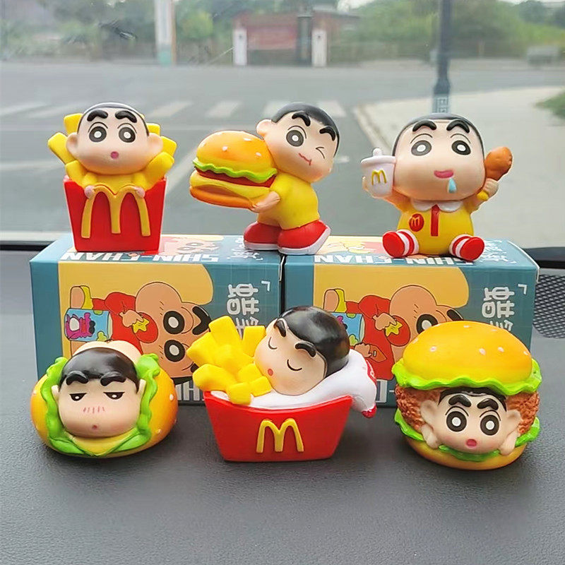 盲盒麦当劳蜡笔小新手办可爱公仔汽车内装饰潮玩摆件创意生日礼物