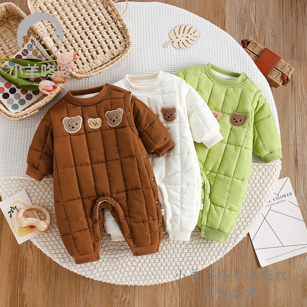 DR冬季新款熊爸熊妈小暖巢哈衣圆领三只刺绣小熊婴幼可爱连体衣