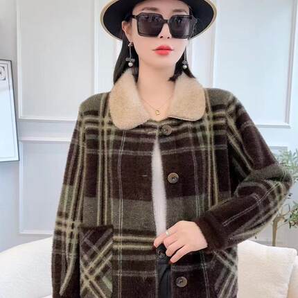 洋气妈妈装中年金貂绒女长袖针织开衫撞色大格子排扣翻领秋冬外套