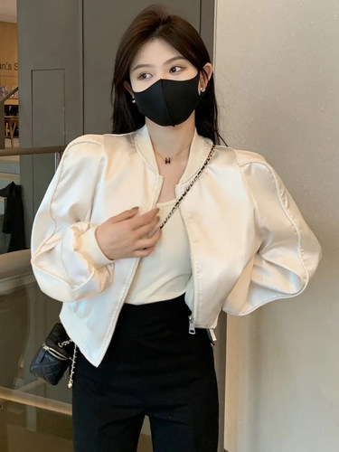 时尚百搭棒球服外套女短款春秋