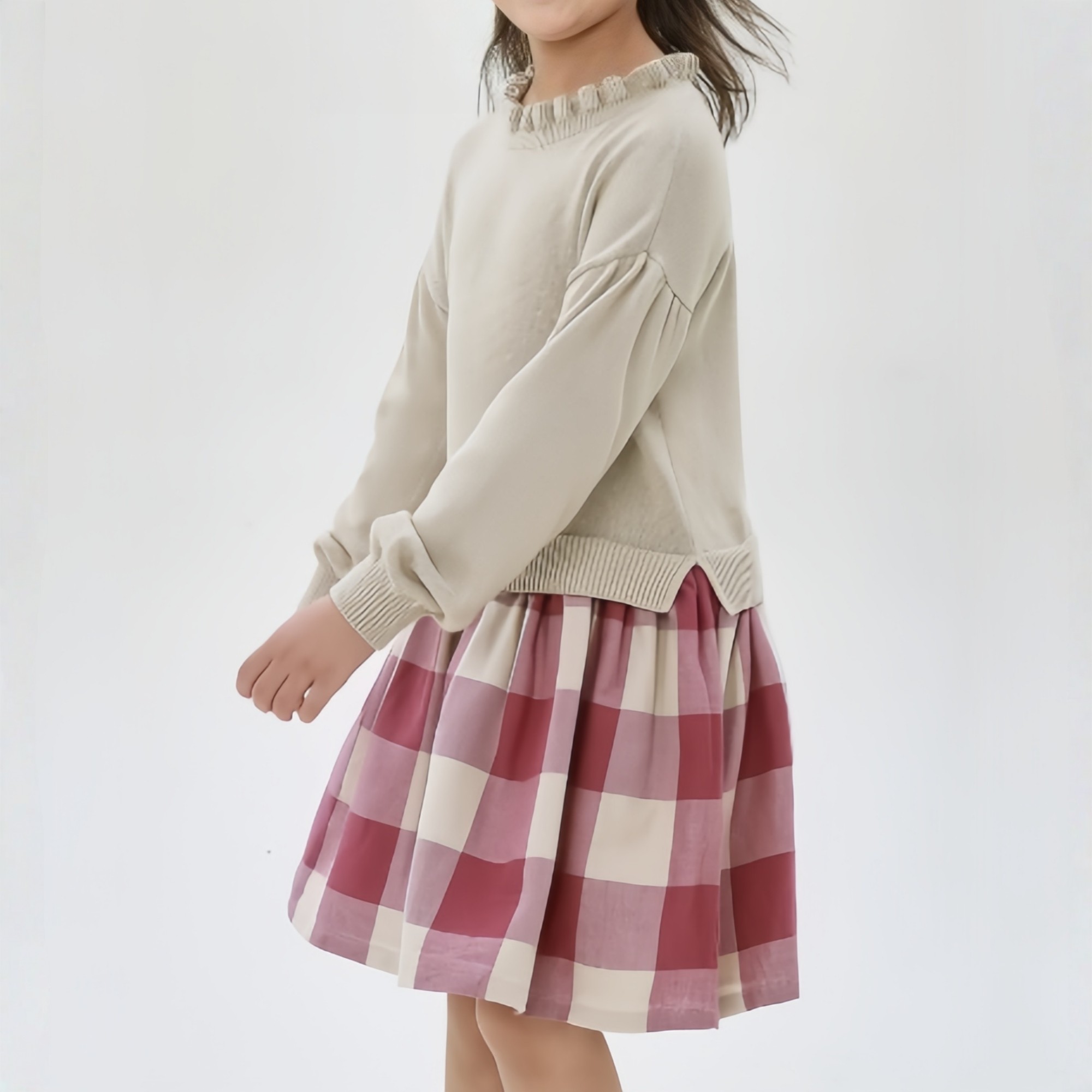 美单纯棉奶白色木耳边学院风春秋冬季女童针织长袖红白格子连衣裙