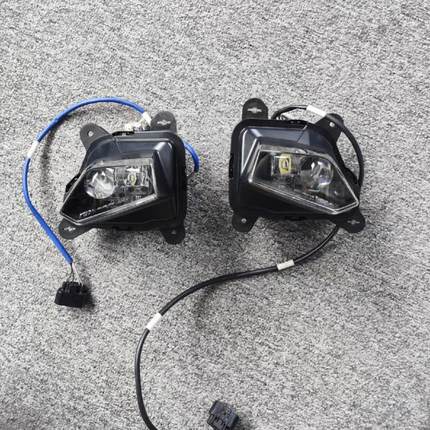 川崎ZX10R大灯 大牛大灯 21-23年用 拆车件 成色完美 价格私聊