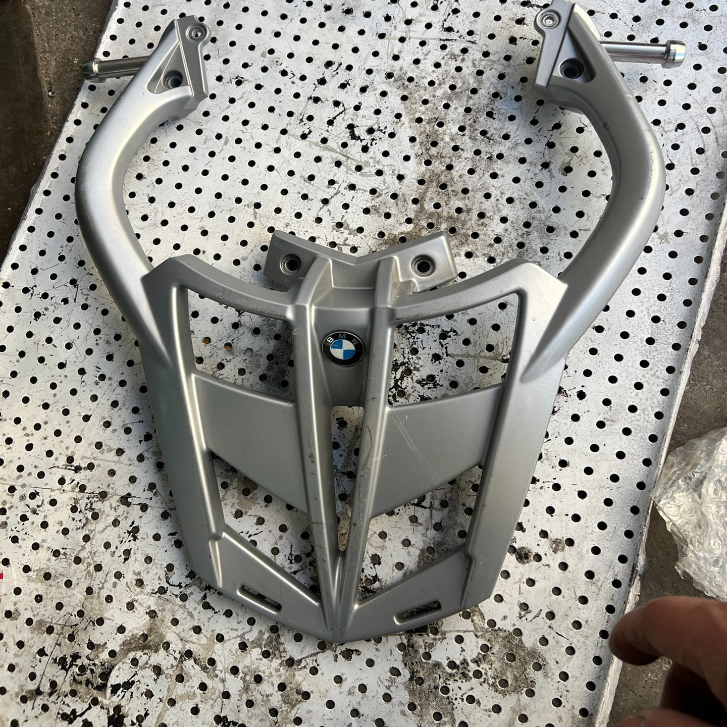 宝马F800R F800GT 后尾箱支架，二手拆车，无损无修