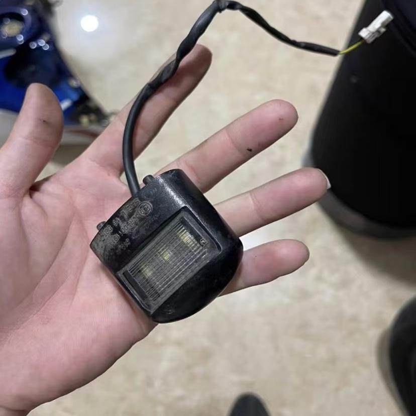 凯旋bobber街道双缸车牌灯